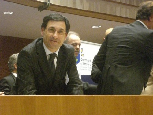 Franco Floris, il sindaco di Andora, il Comune con 2 bilanci