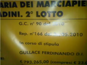 Un immagine del cartello dei lavori del GULLACE in Piazza Giustia Genova